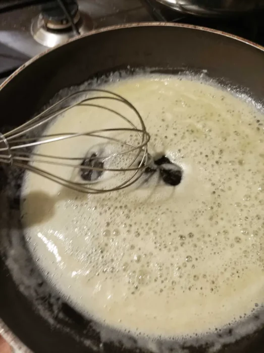 mixing flour and butter in a saucepan