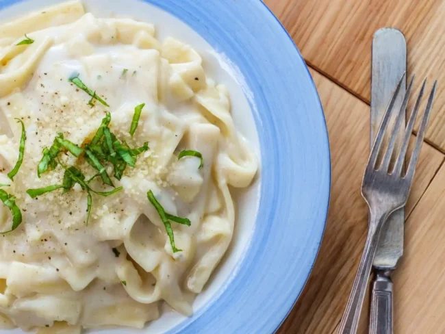 fettuccine alfredo