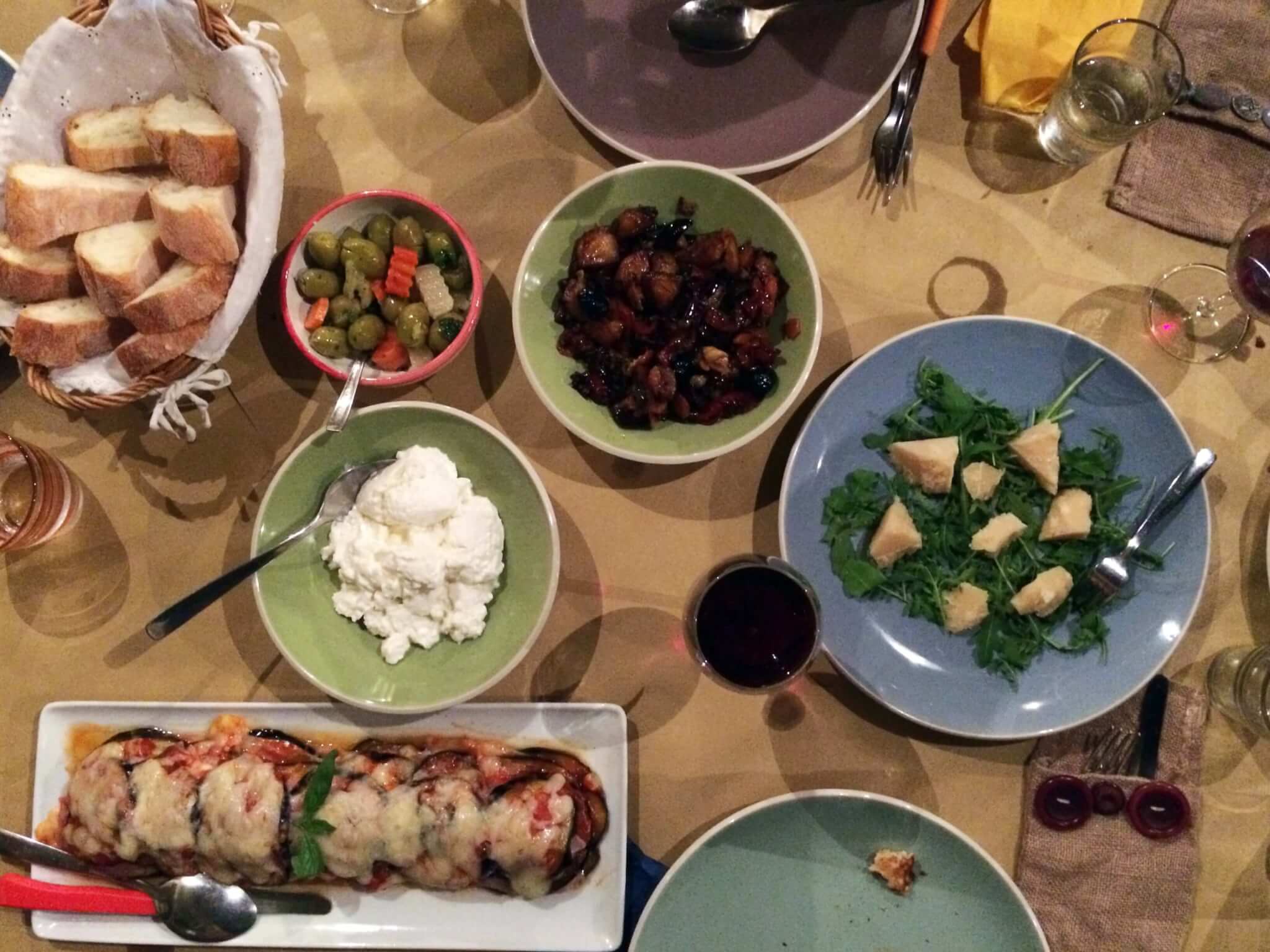 italian dinner tablescape