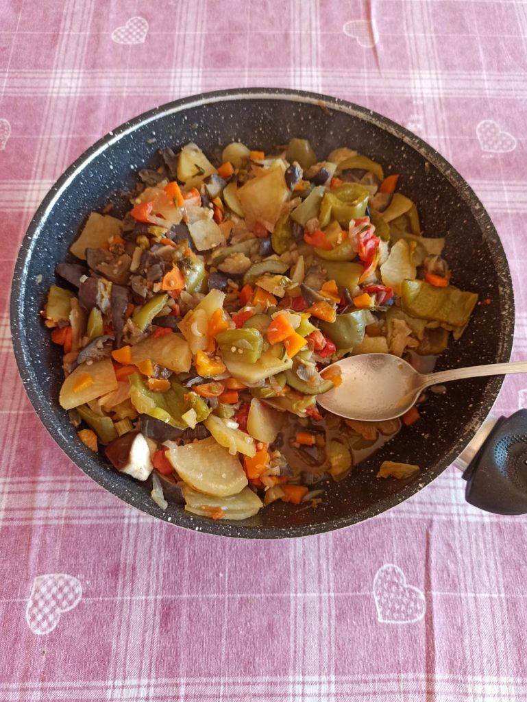a homemade bowl of Fricantò, a vegetarian and economic italian food
