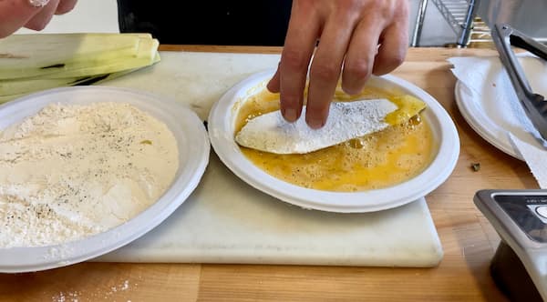 seasoning and flouring eggplants