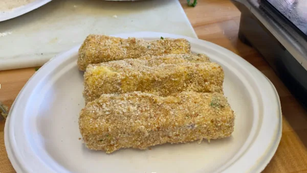 Easy mozzarella sticks recipe with crispy coating