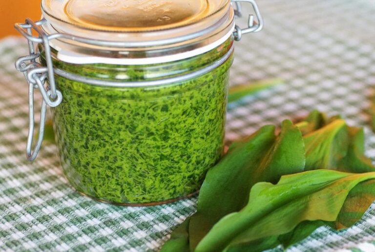 easy pesto recipe without pine nuts (2)