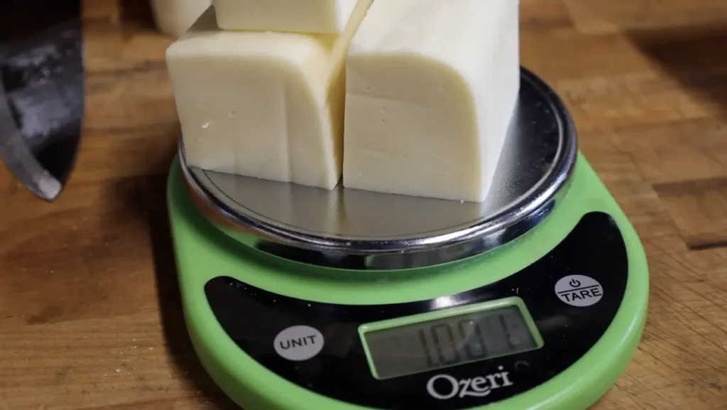 Cups of Mozzarella Cheese: Understanding Quantity in a Pound