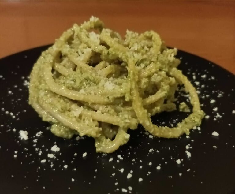 bucatini with creamy cabbage pesto