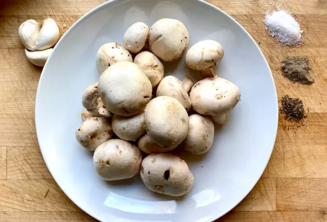 raw mushrooms for this pizza recipe