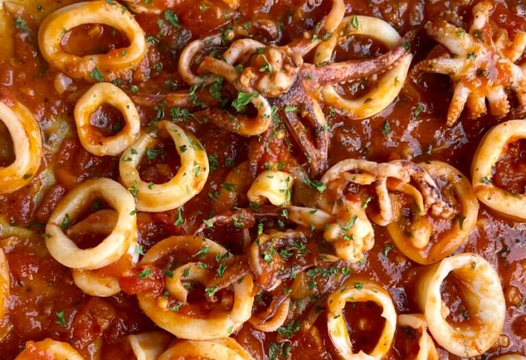 Quick and Easy Spicy Sauteed Squid Recipe - Mortadella Head