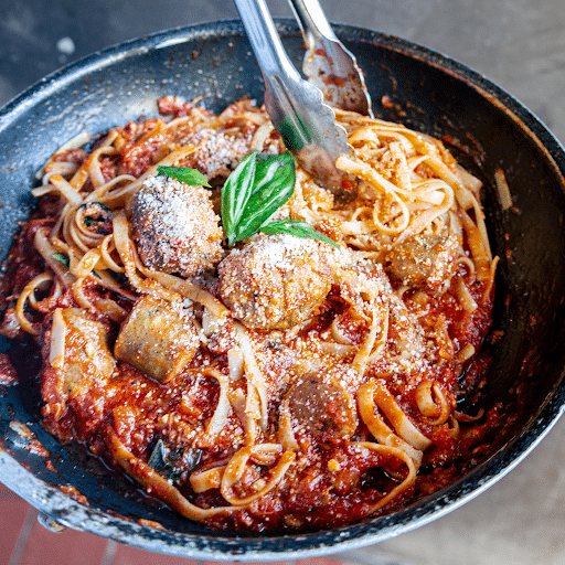 Spaghetti and Meatballs 