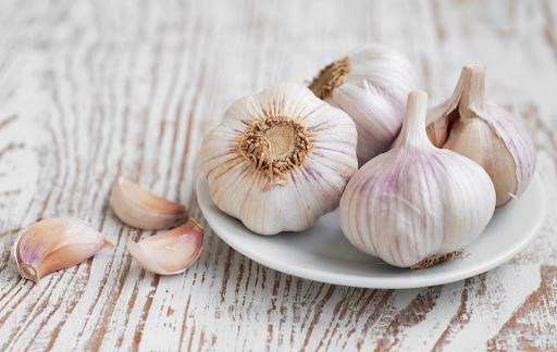 https://mortadellahead.com/wp-content/uploads/2023/05/Storing-Garlic-in-Olive-Oil-FAQ.png