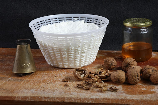 Nut-free Vegan Ricotta - With Only Soy Milk And A Lemon - ricotta strainer