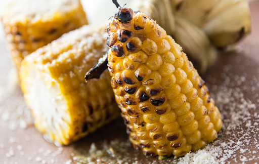 How to Grill Frozen Corn on the Cob - Grilled Corn