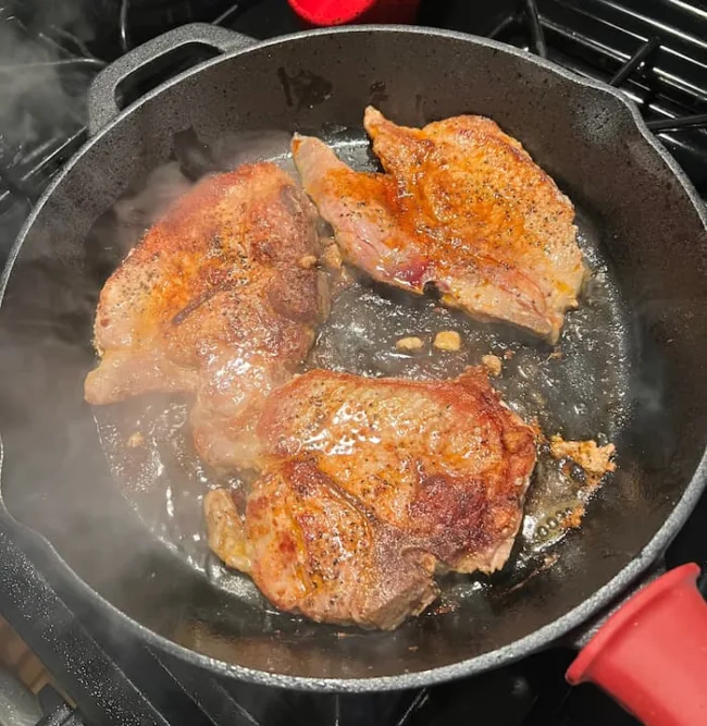Cast Iron Skillet Pork Chops Recipe