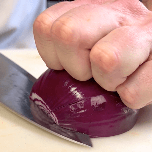 how long does a cut onion last in the fridge-Step 6