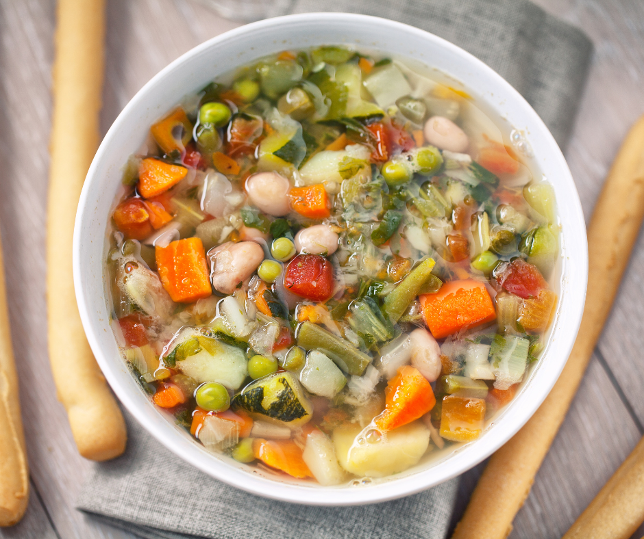 Pasta e Fagioli vs Minestrone Soup: The Difference - Mortadella Head