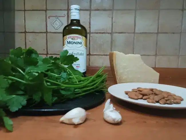 parsley pesto ingredients