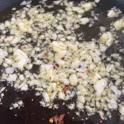 chopped garlic