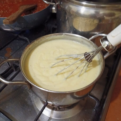 preparing bechamel sauce