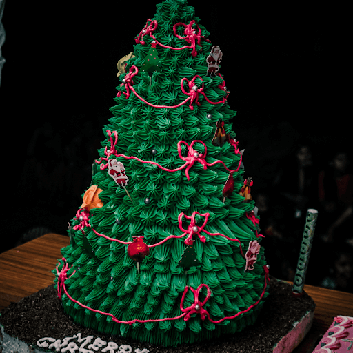 Christmas Tree Cake